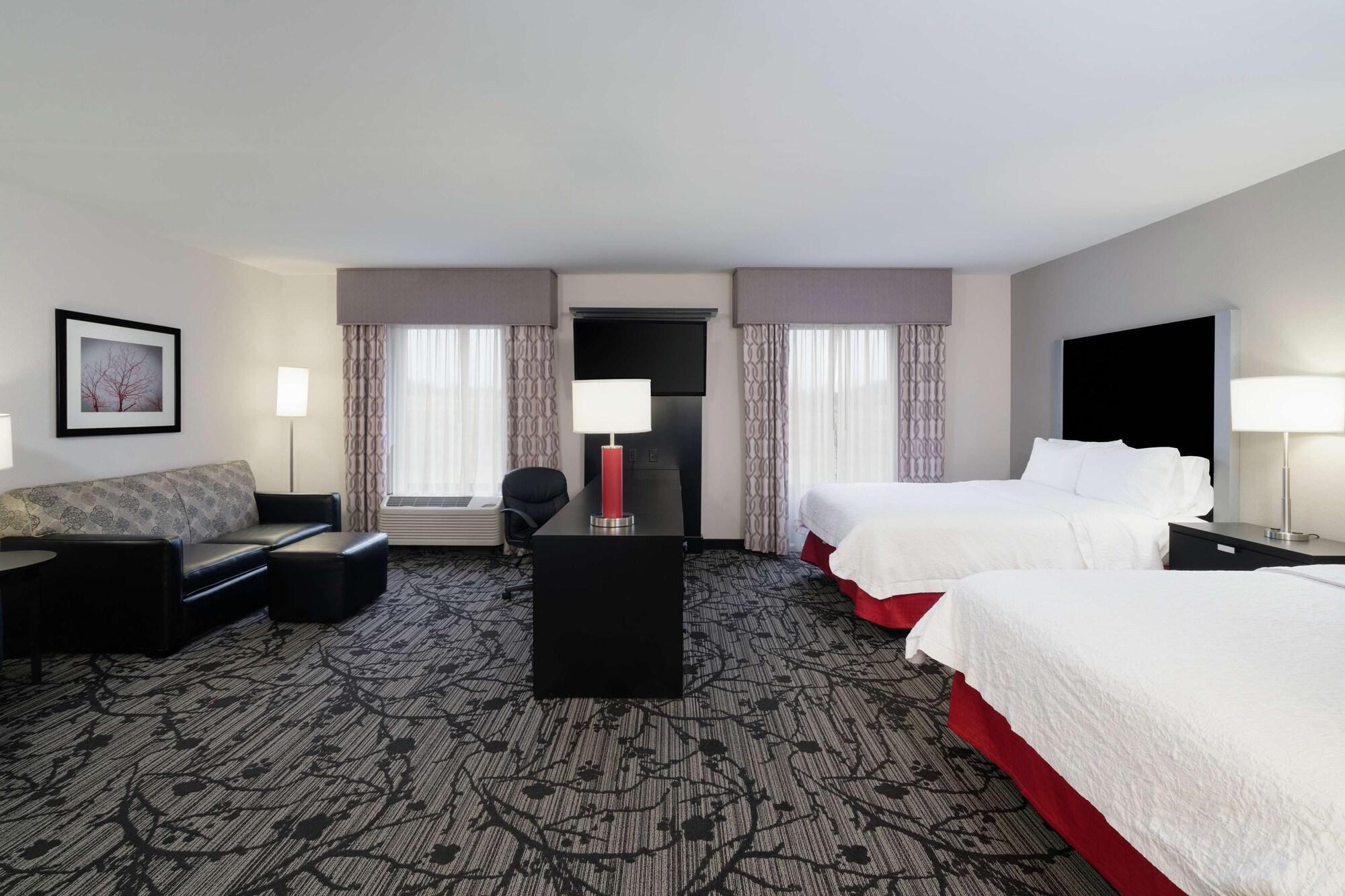 Hampton Inn And Suites Roanoke Airport/Valley View Mall Bagian luar foto