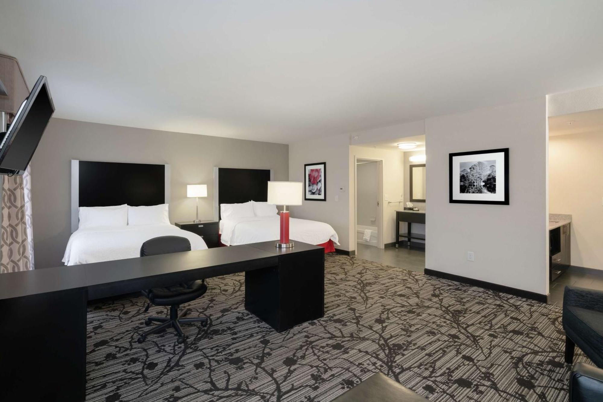 Hampton Inn And Suites Roanoke Airport/Valley View Mall Bagian luar foto
